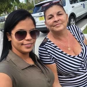 Meet your Posher, Ariane